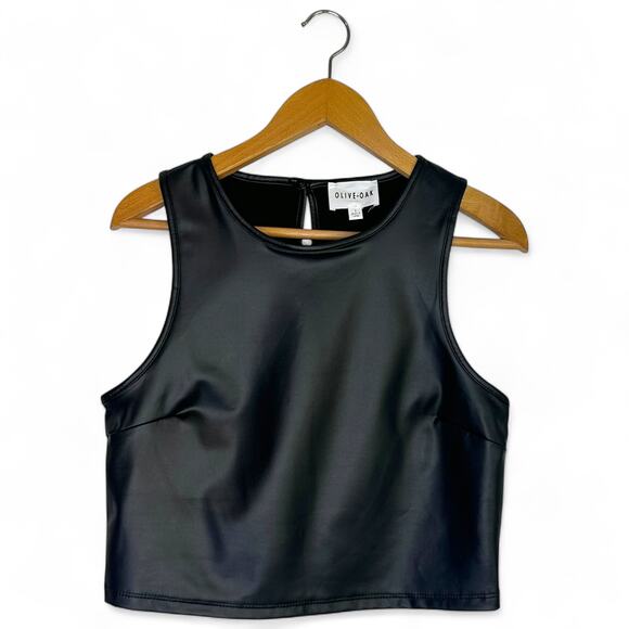 Olive & Oak Tops - Olive + Oak Women's Sleeveless Cropped Faux Leather Top L Black Vegan Leather